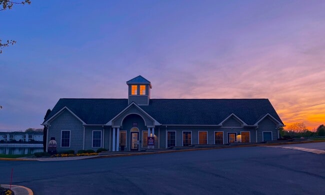 Building Photo - Eagle Lake Landing