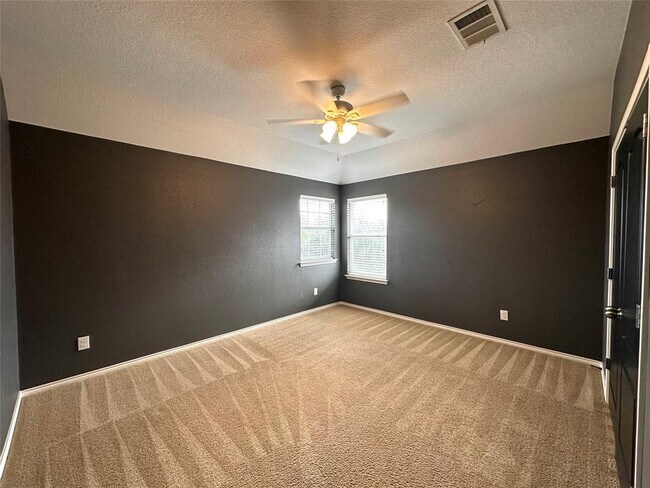 Building Photo - 4601 Tiddle Ln