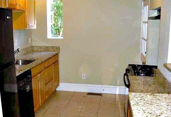 Building Photo - 2Bed/2Bath Gorgeous Condo in Museum District!!!!