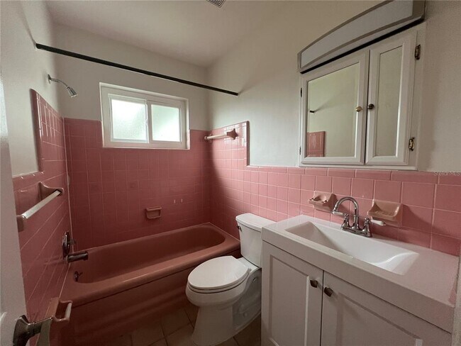 Building Photo - 5398 27th Ave N