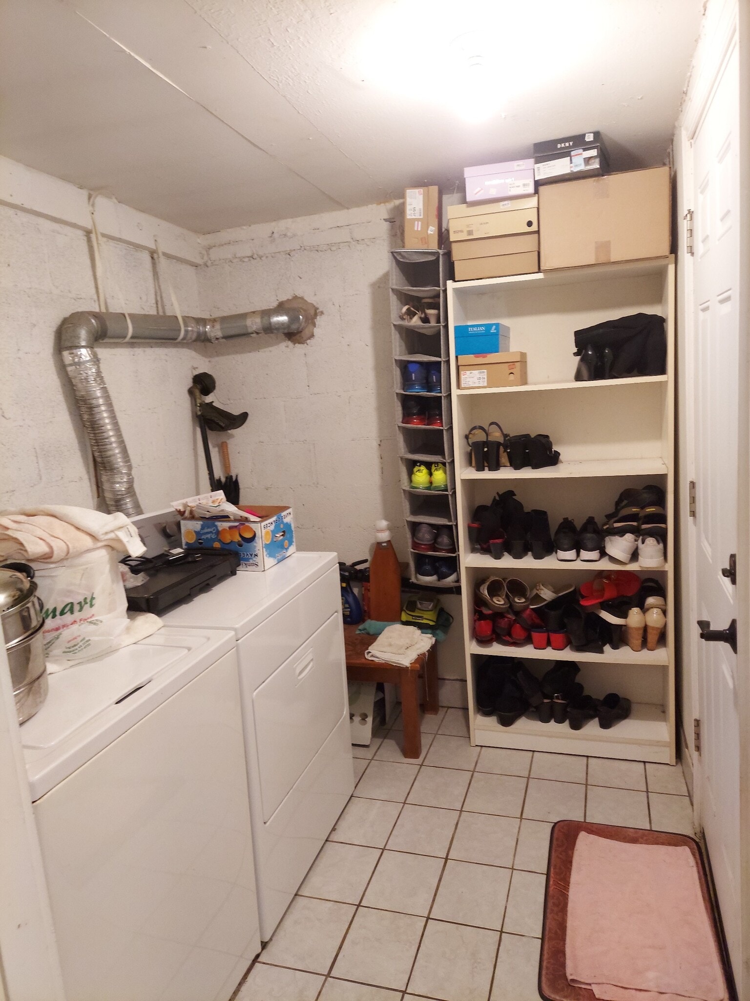 Mud Room/Storage/Washer & Dryer - 5220 10th Plz S