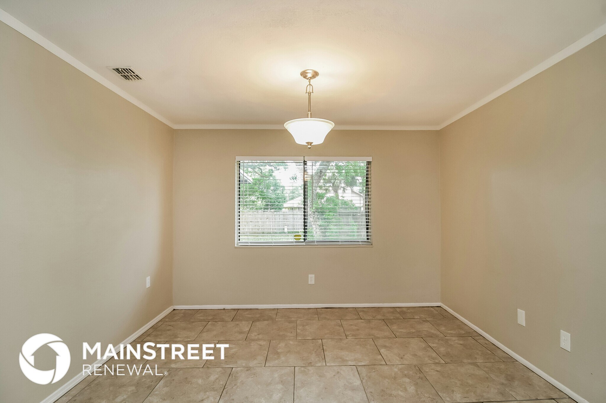 Building Photo - 6138 Ranier Dr