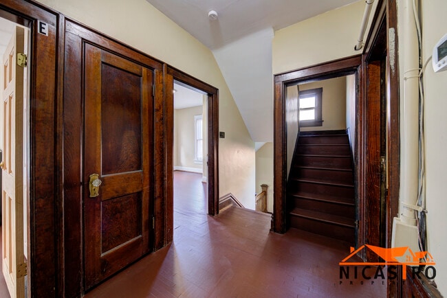 Building Photo - 184 Frambes Ave