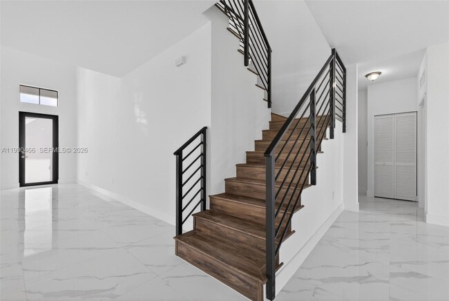 Building Photo - 15441 SW 20 Ln