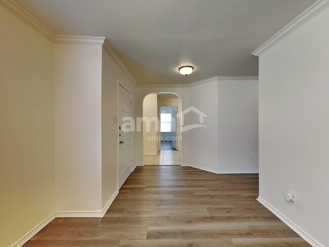 Building Photo - 532 Winbridge Ln