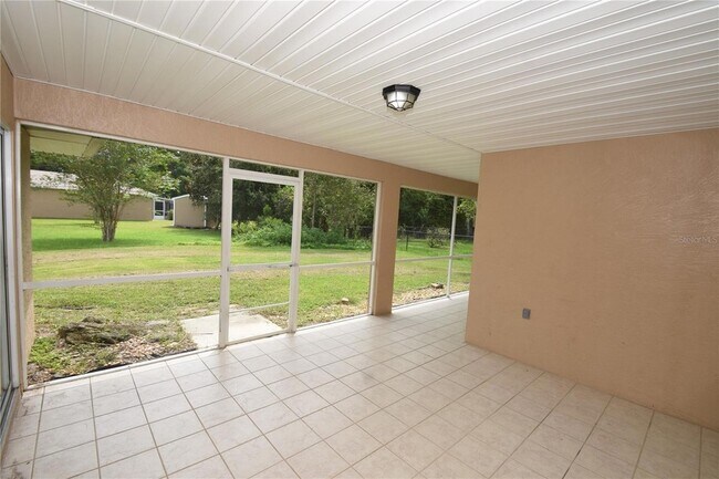 Building Photo - 11 Zenith Ct