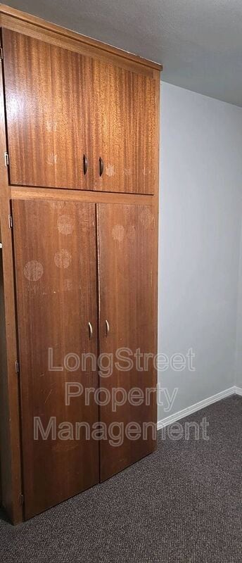 Building Photo - 1012 NW 34th St