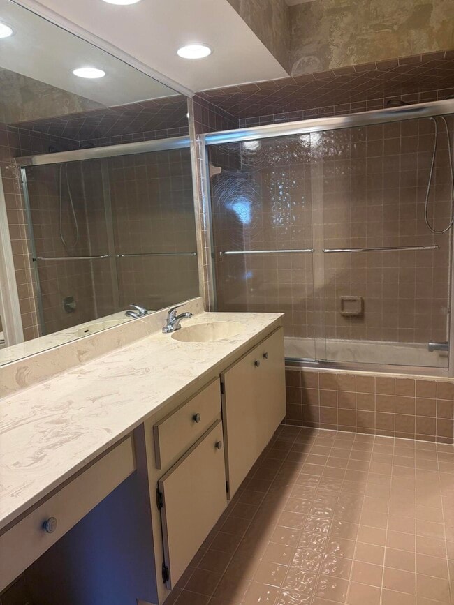 Building Photo - 21435 Campo Allegro Dr