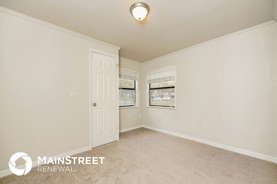 Building Photo - 2421 Harvard Rd