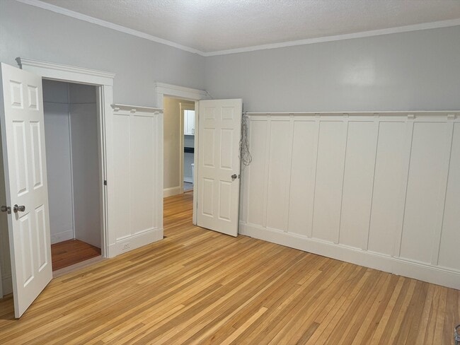 Building Photo - 235 Rawson Rd