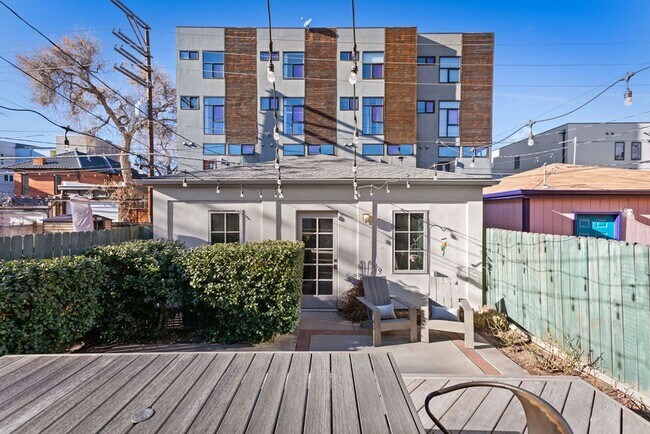 Building Photo - Stout Street 2 BDR at Curtis Park