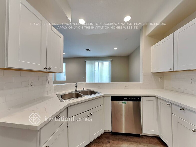 Building Photo - 15017 Core Way