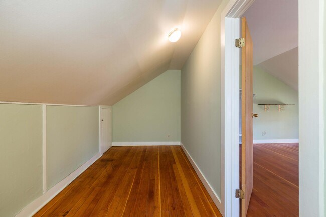 Building Photo - 1119 Tijeras Ave NW