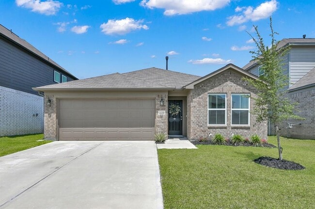 Primary Photo - 2233 Forest Chestnut Dr