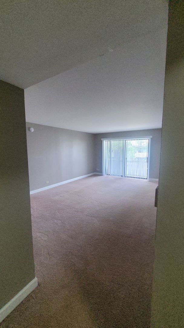 Building Photo - 1000 Bayside Dr