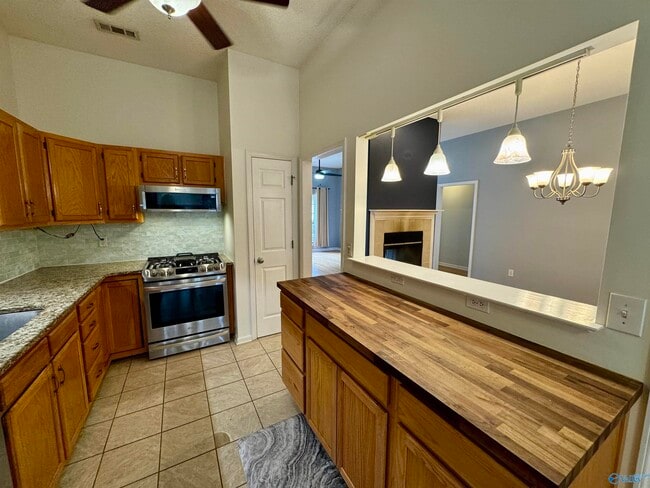 Building Photo - 129 Telluride Dr