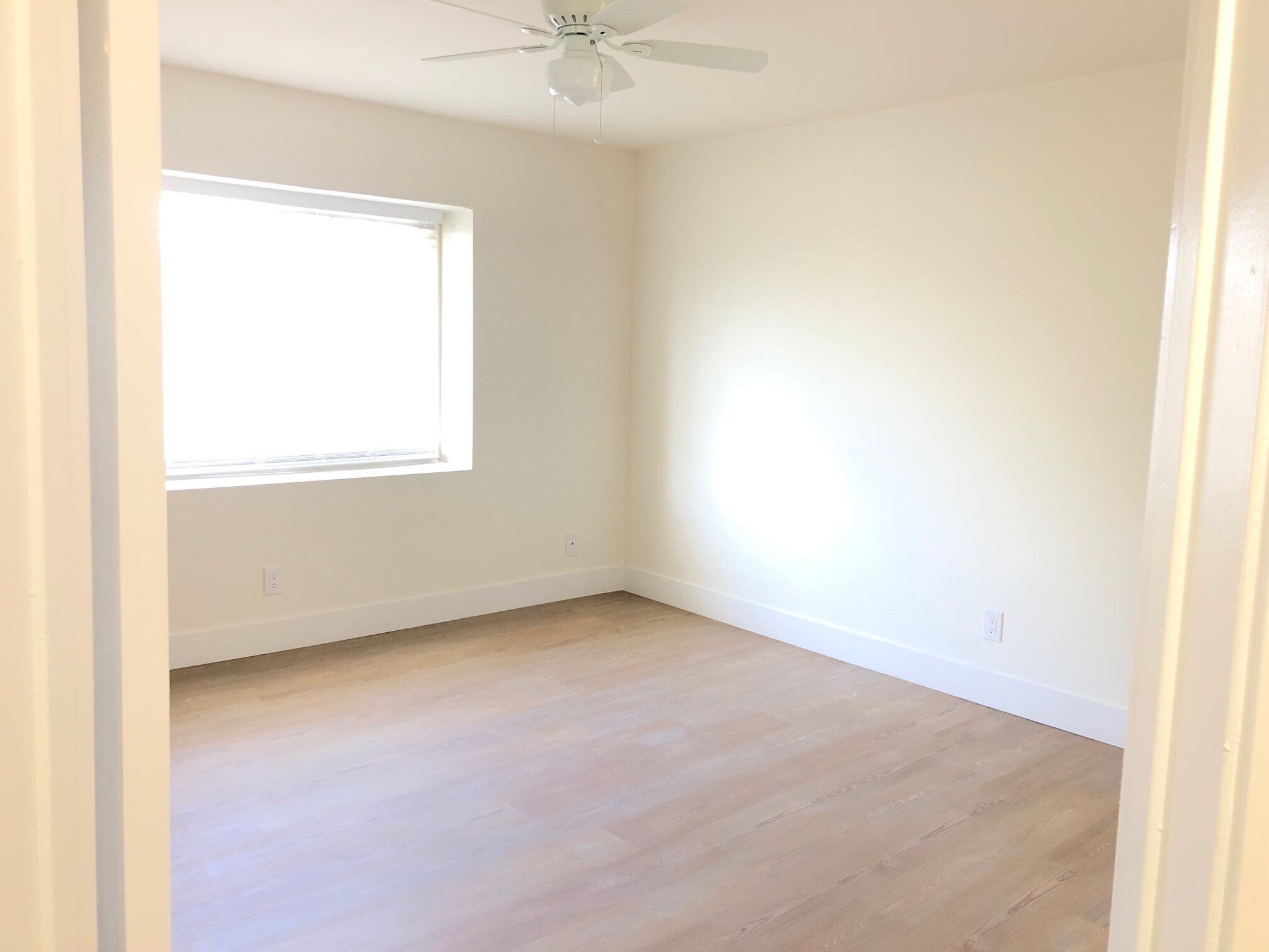 Building Photo - 4271 Green Ave