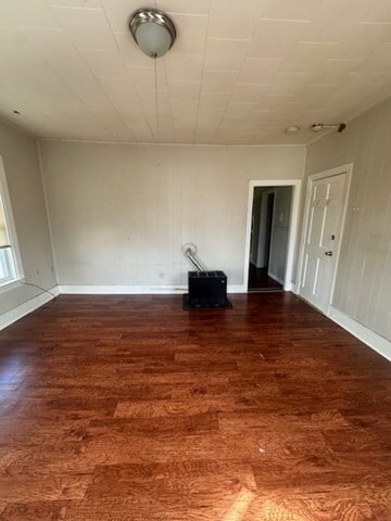 Building Photo - 25 Columbia St