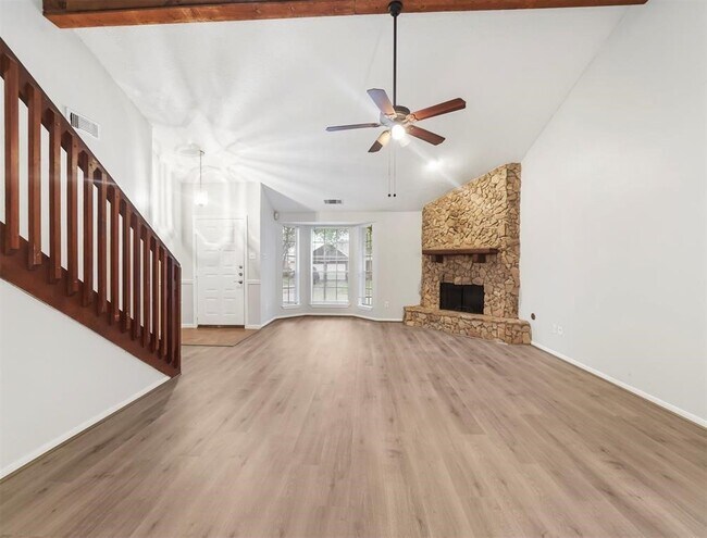 Building Photo - 23227 Timberbrook Dr