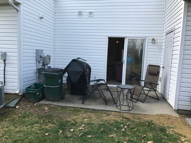 Building Photo - 2224 Winthrop Chase Dr