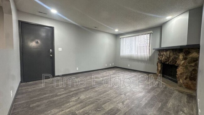 Building Photo - 4521 Madison Ave