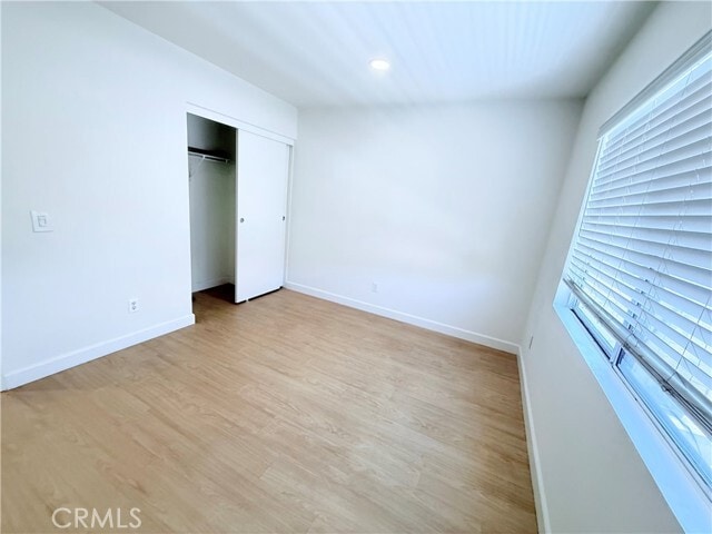 Building Photo - 1250 Kinnow Ct