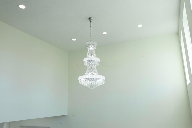 Building Photo - 11921 Warbler Wy