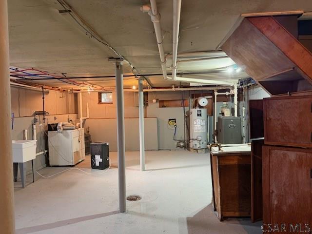 Building Photo - R130 Strayer St