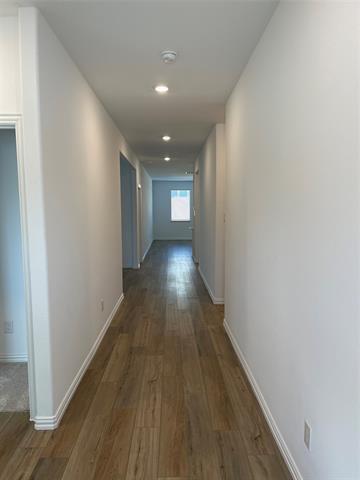 Building Photo - 1204 Sequoia Ln