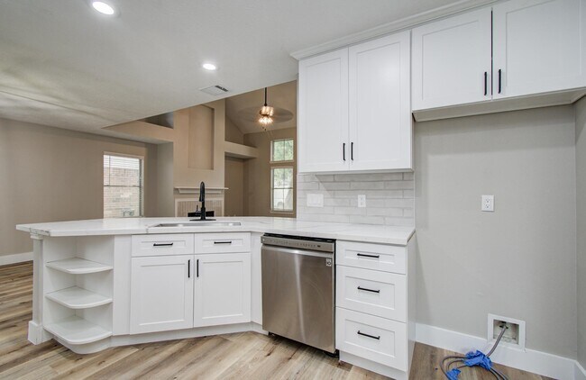 Building Photo - 5238 Timber Quail Dr
