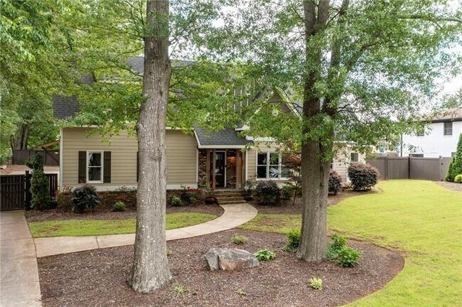 Building Photo - 2356 Pinkney Dr
