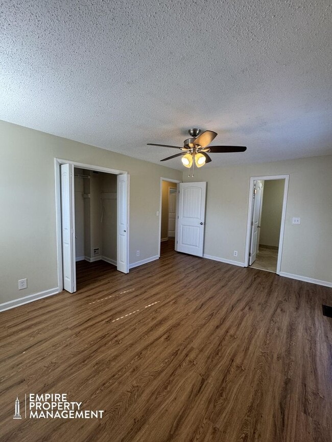 Building Photo - Available For Immediate Move-In!