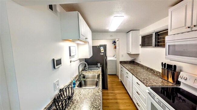 Building Photo - 3751 Papai Dr