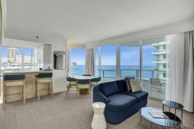 Building Photo - 4401 Collins Ave