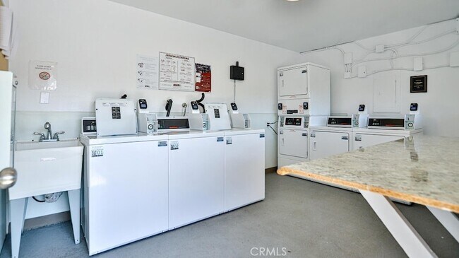 Building Photo - 12700 Newport Ave