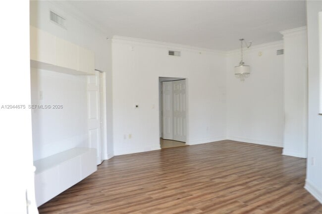 Building Photo - 3001 NE 185th St
