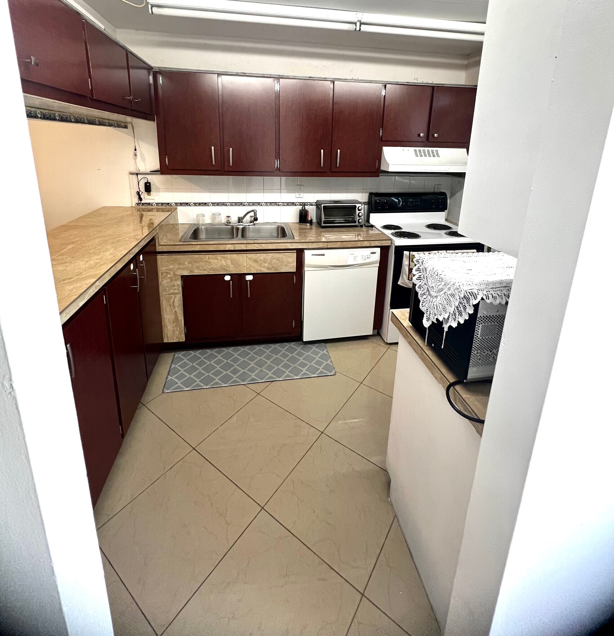 Building Photo - 7610 Stirling Rd