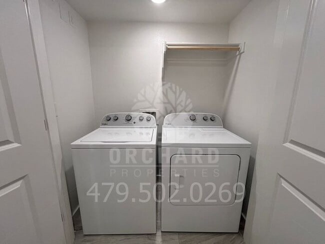 Building Photo - ADA- 1/1 | The Hudson at Central Landing- Apartments in Conway, AR!