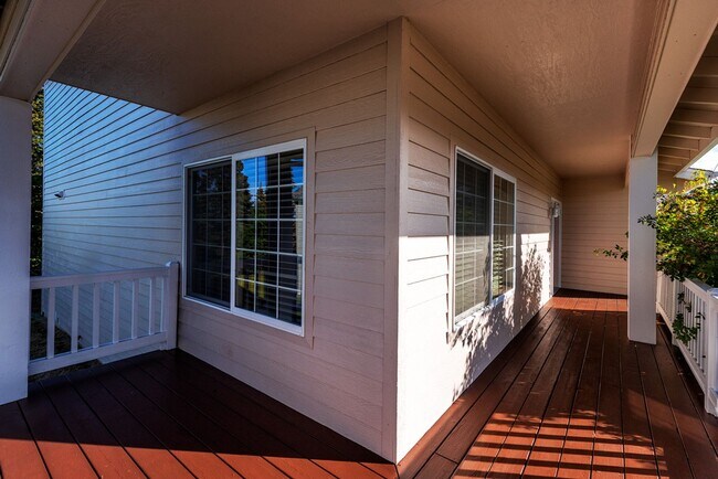 Building Photo - 5423 Cape Seville Dr