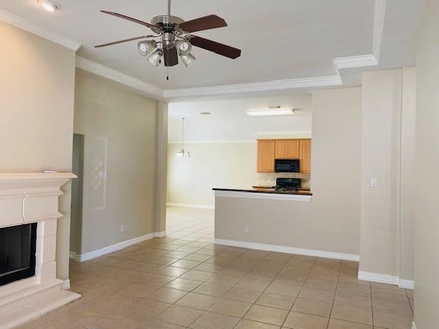 Building Photo - 2811 Cresthollow Ln