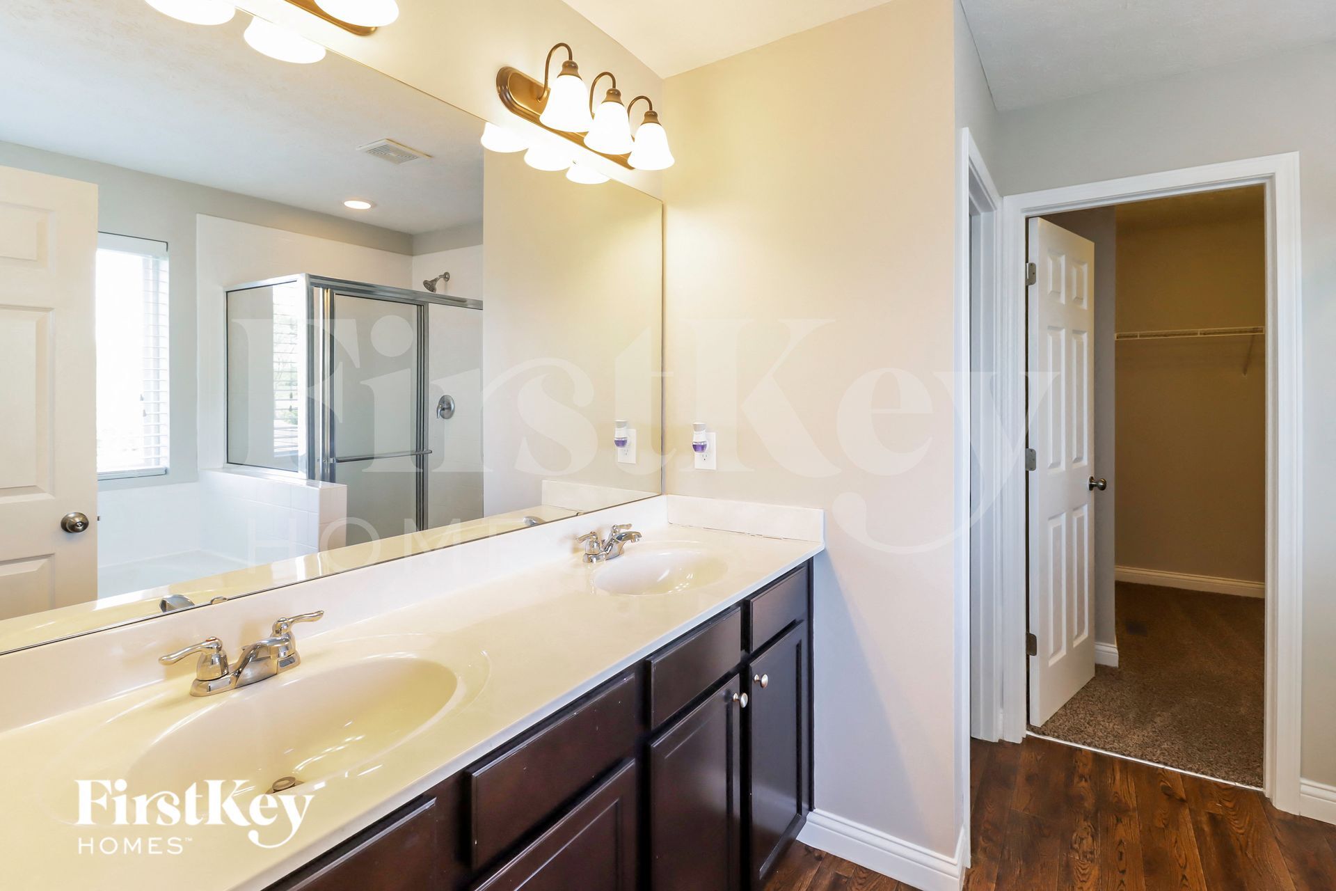 Building Photo - 4290 Yellow Prairie Dr