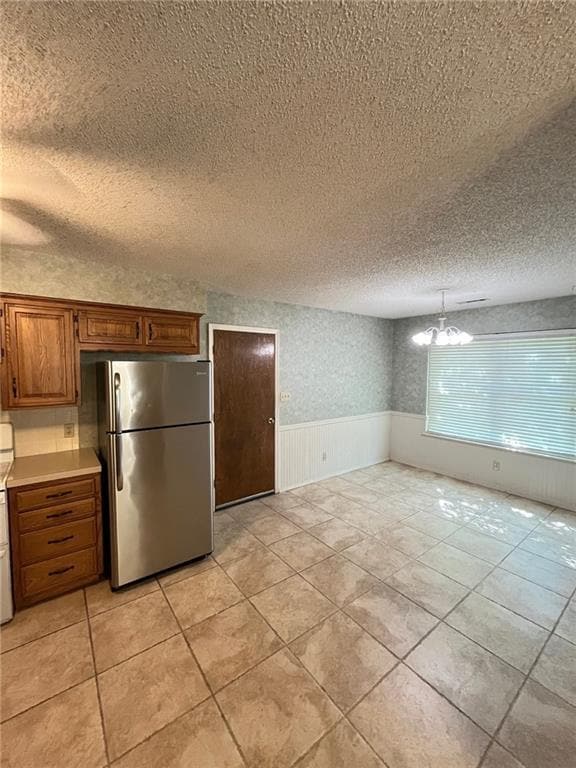 Building Photo - 2153 Loren Cir