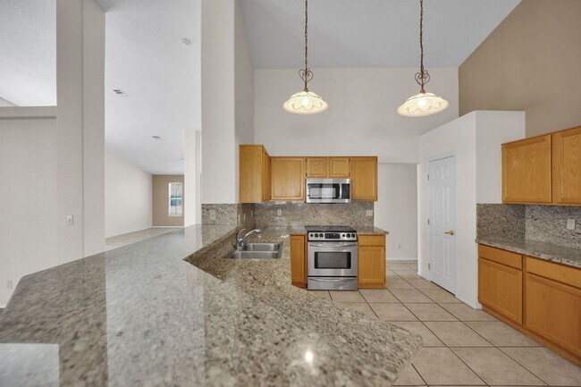 Building Photo - 7716 Bentonite Dr