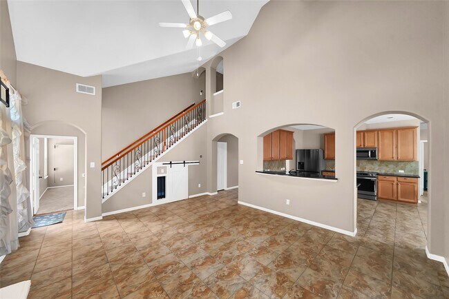 Building Photo - 25525 Oakhurst Forest Dr