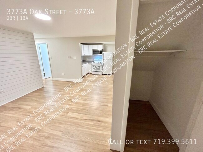 Building Photo - 3773A Oak Street-3773A