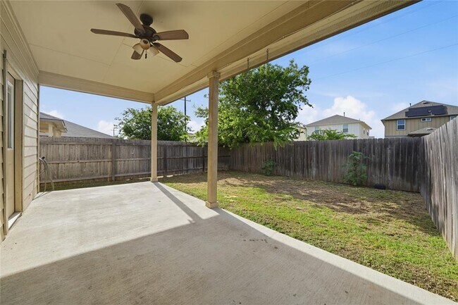 Building Photo - 533 Jack Rabbit Ln
