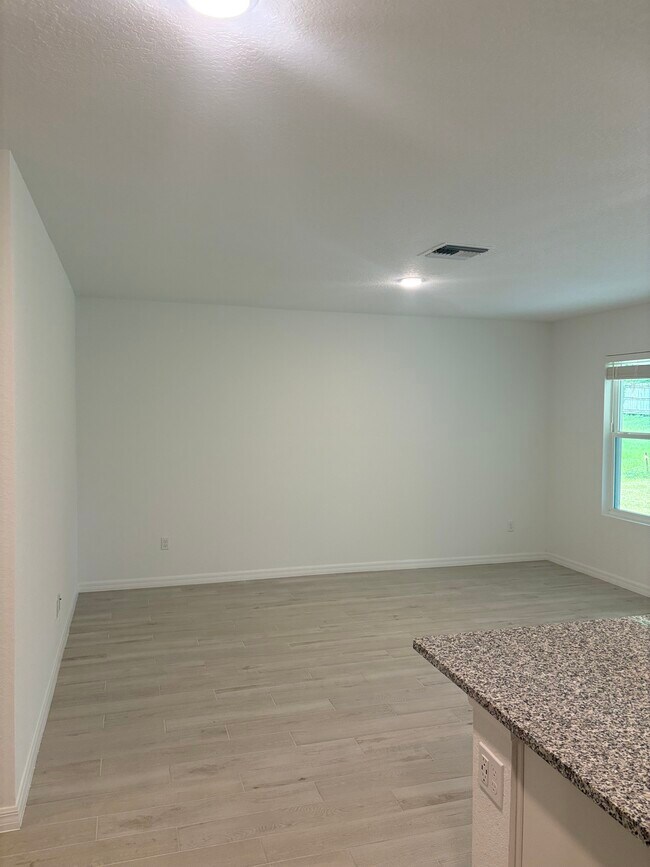 Building Photo - 5041 Armina Pl