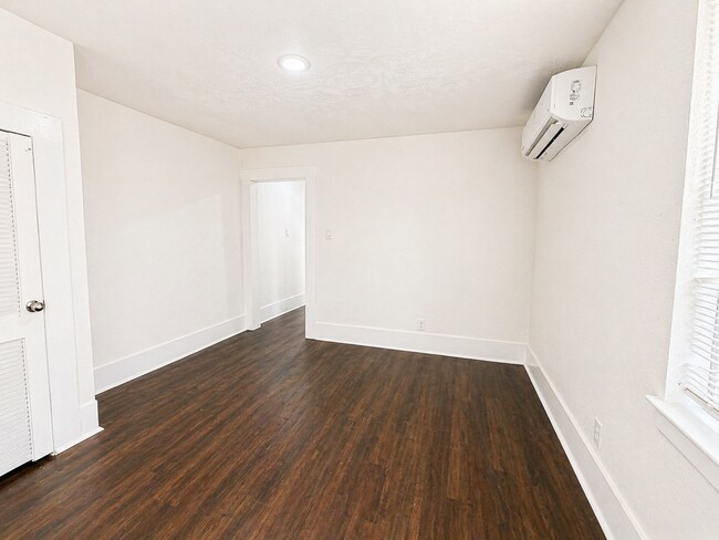Building Photo - 6833 Avenue C