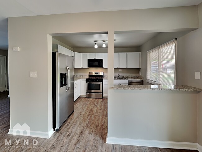 Building Photo - 3474 Farley Dr