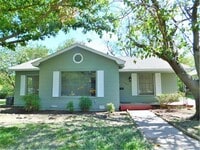 Building Photo - 420 Fulton St